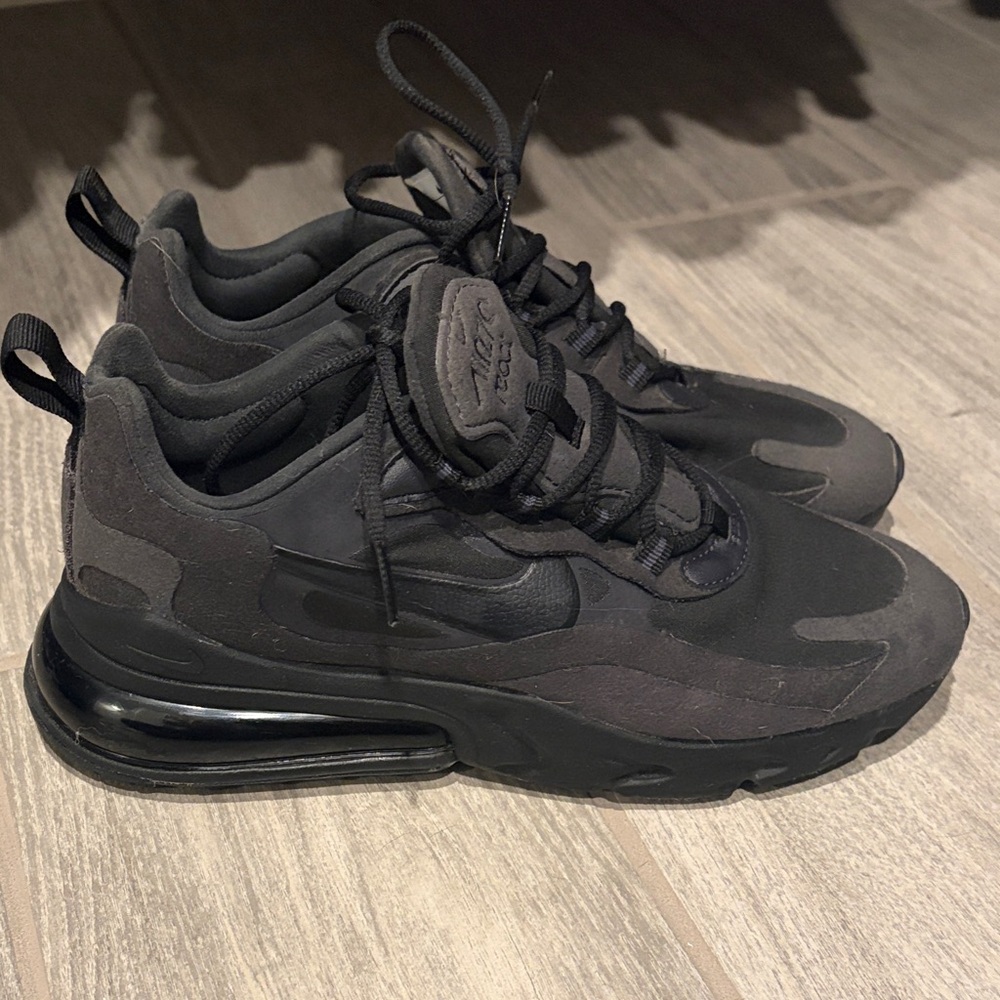 Nike Air Max 270 React in Black